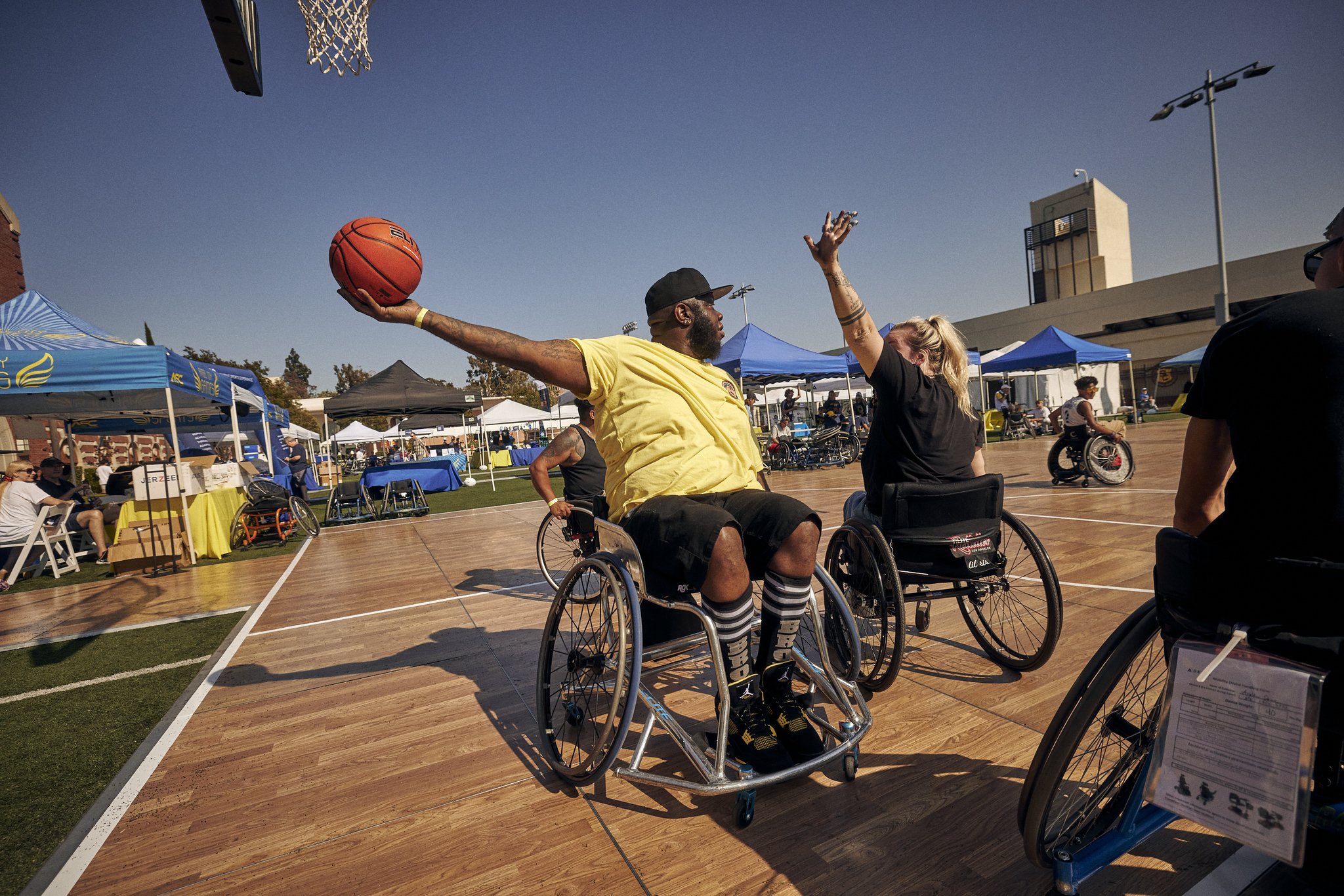 占据上风 占据上风